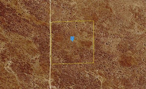 Photo of 100 Silver Queen Road, Mojave, CA 93501 (MLS # AR26059094)