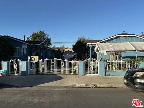 Photo of 359 E 56th Street, Los Angeles, CA 90011 (MLS # 26641147)