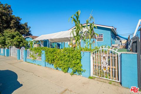 Photo of 359 E 56th Street, Los Angeles, CA 90011 (MLS # 26641147)