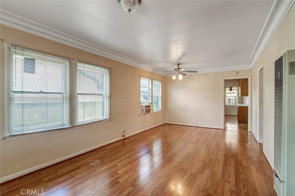 1005 N Alameda