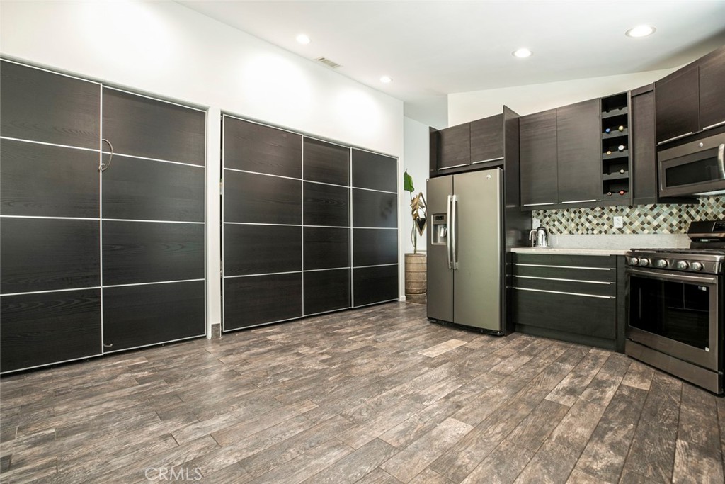 Crestview Cottages (CVCT) - Residential