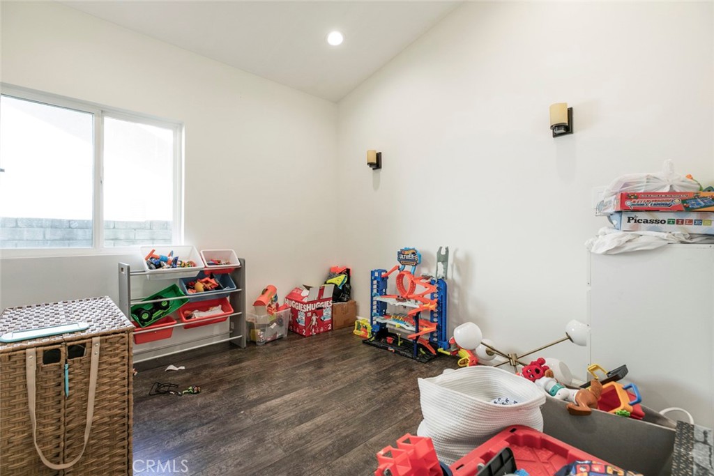 Crestview Cottages (CVCT) - Residential