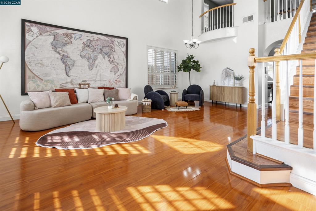 50 Cognac Cir