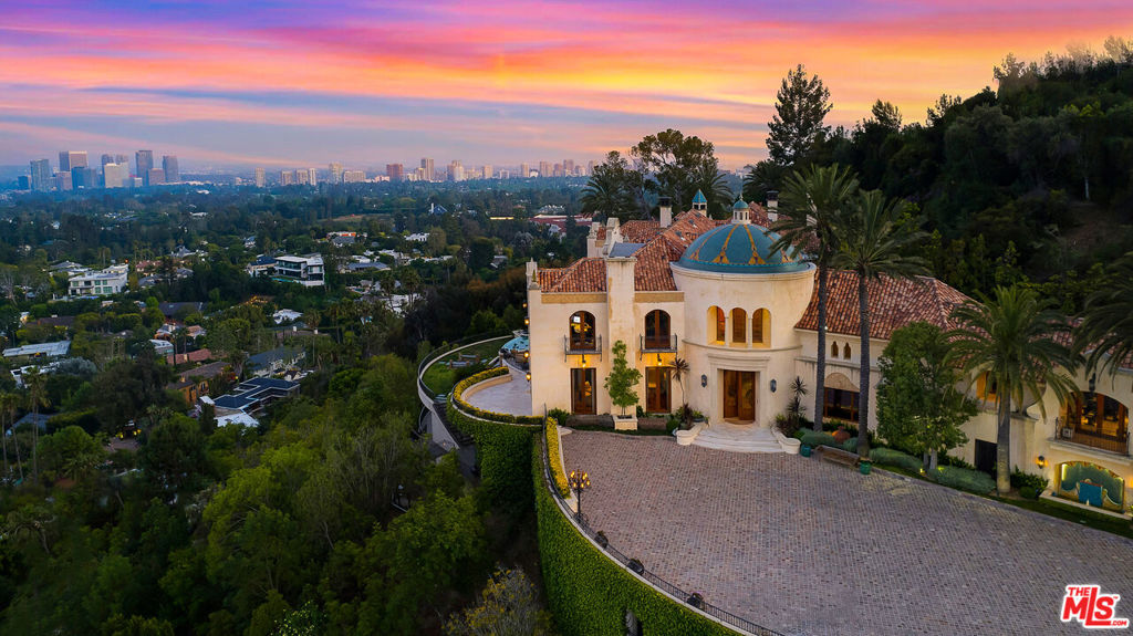 Properties 2 10066 Cielo Drive