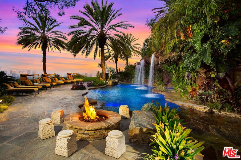 Properties 4 10066 Cielo Drive