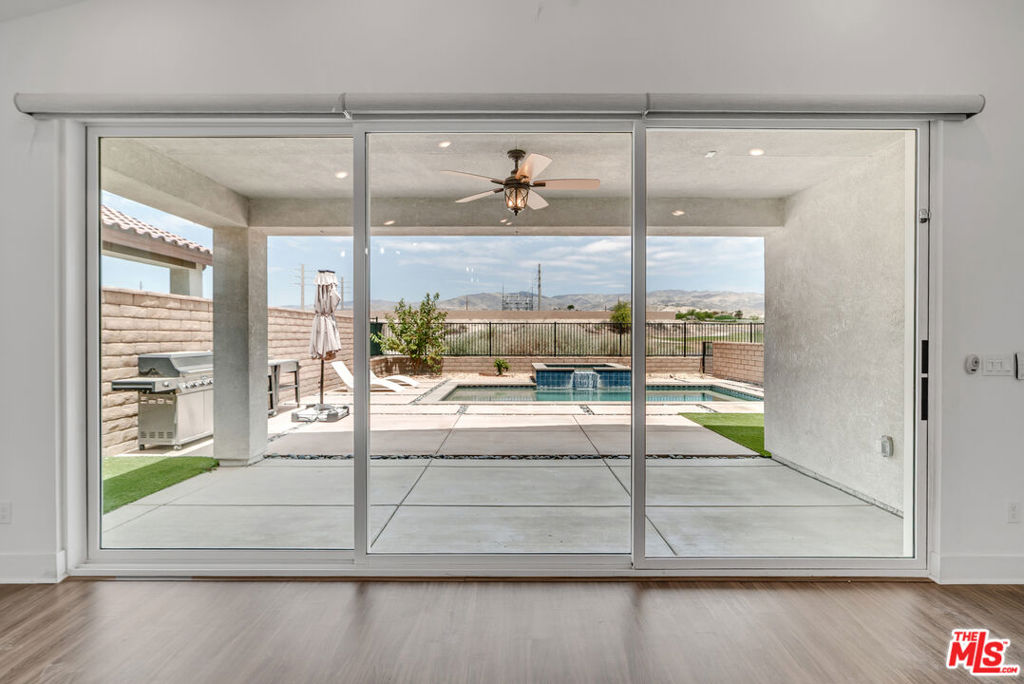 84112 Caviano Drive