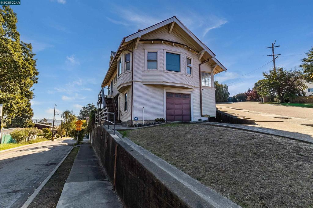 POINT RICHMOND - Residential