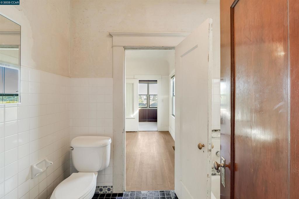 POINT RICHMOND - Residential