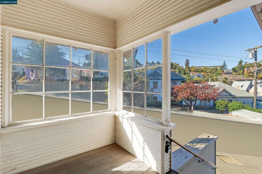 POINT RICHMOND - Residential