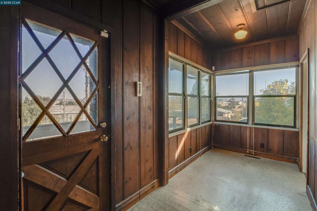 POINT RICHMOND - Residential