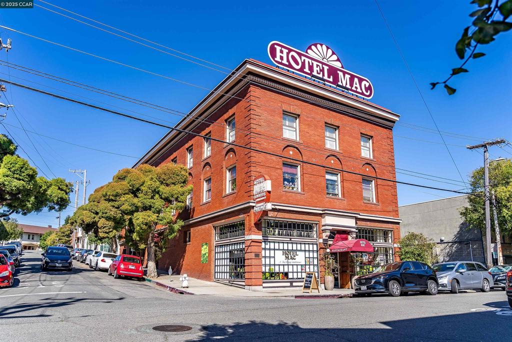 POINT RICHMOND - Residential