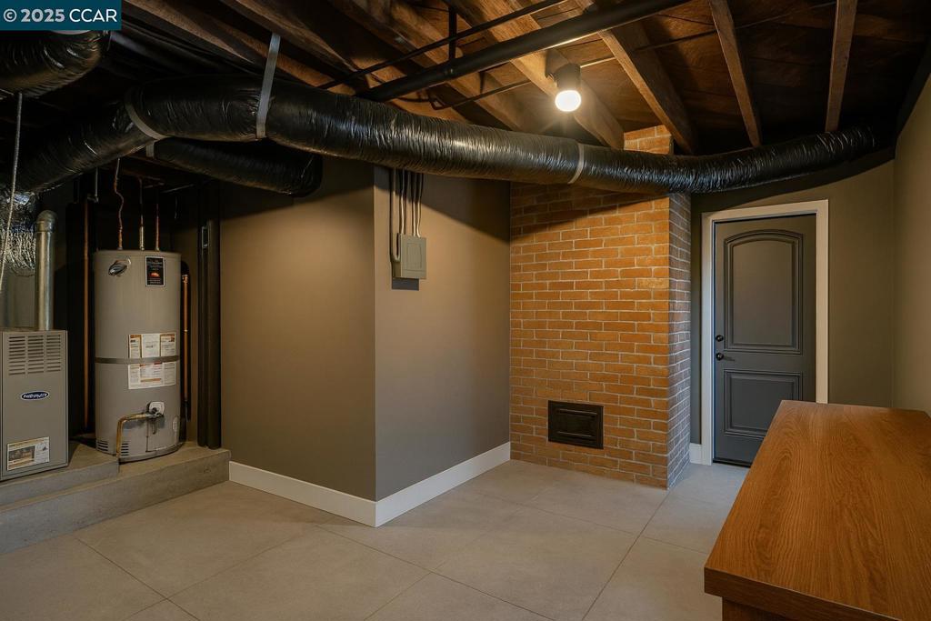 POINT RICHMOND - Residential