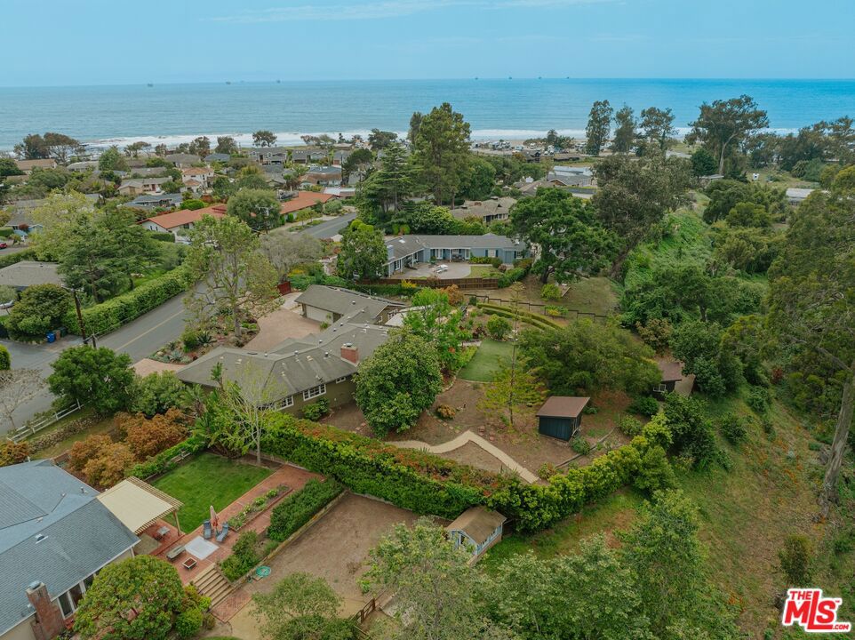 615 Concha Loma Drive