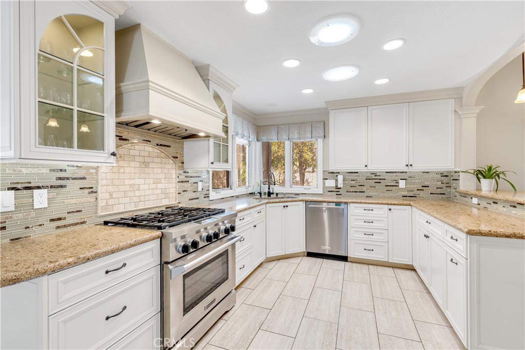 28131 Calle San Remo