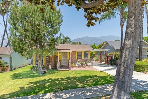 Photo of 721 W Colorado BLVD, Monrovia, CA 91016 (MLS # PF26113647)