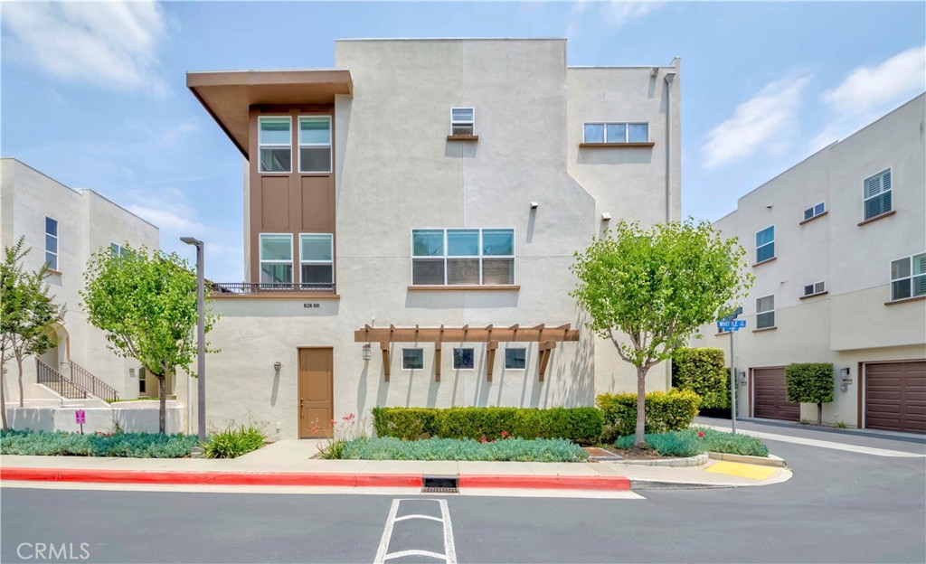 9213 Sunshine Place