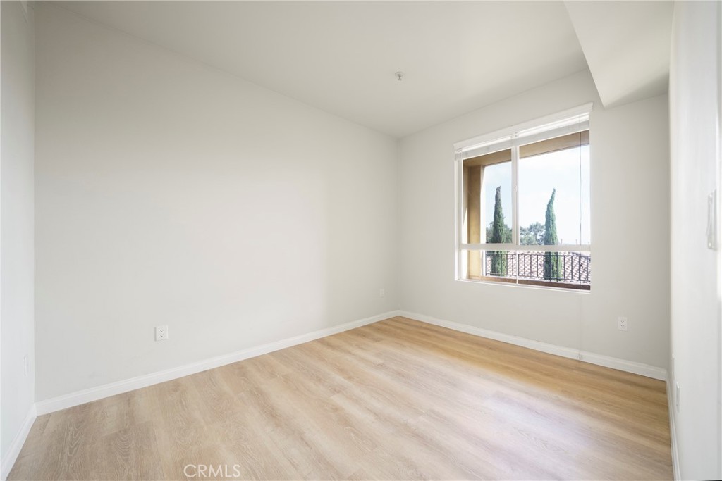 2742 Cabrillo Avenue 303