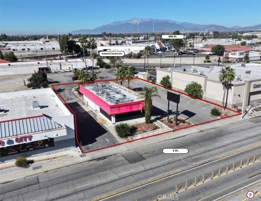 Photo 1 of 4 — 590 S E, San Bernardino, CA 92408