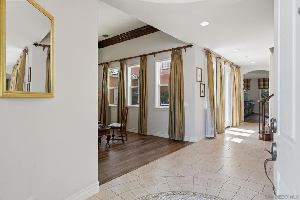 2449 Pine Valley Glen