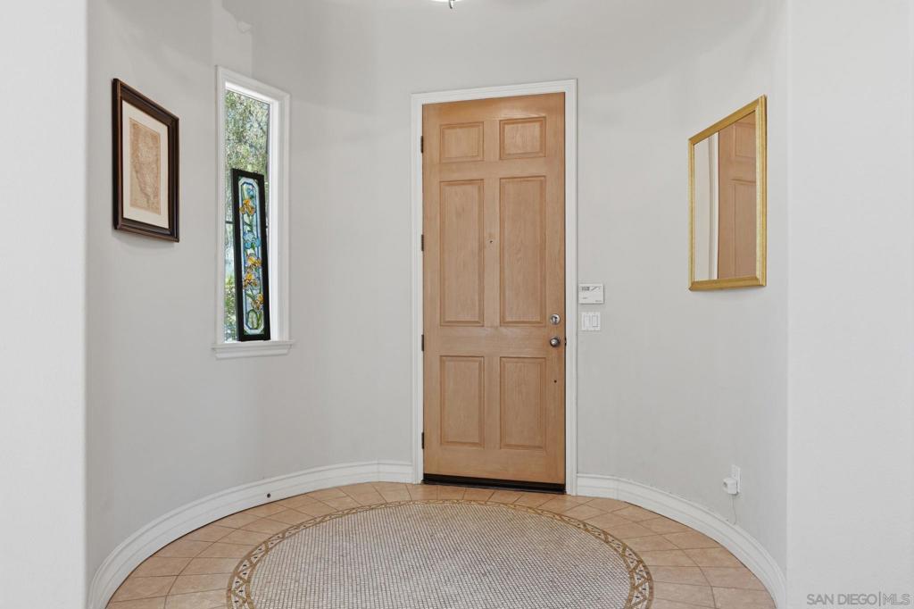 2449 Pine Valley Glen