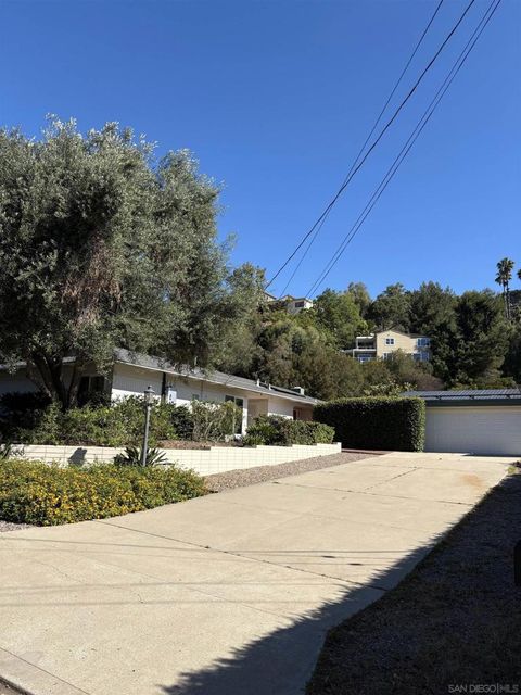11668 Altoona Dr El Cajon CA 92020