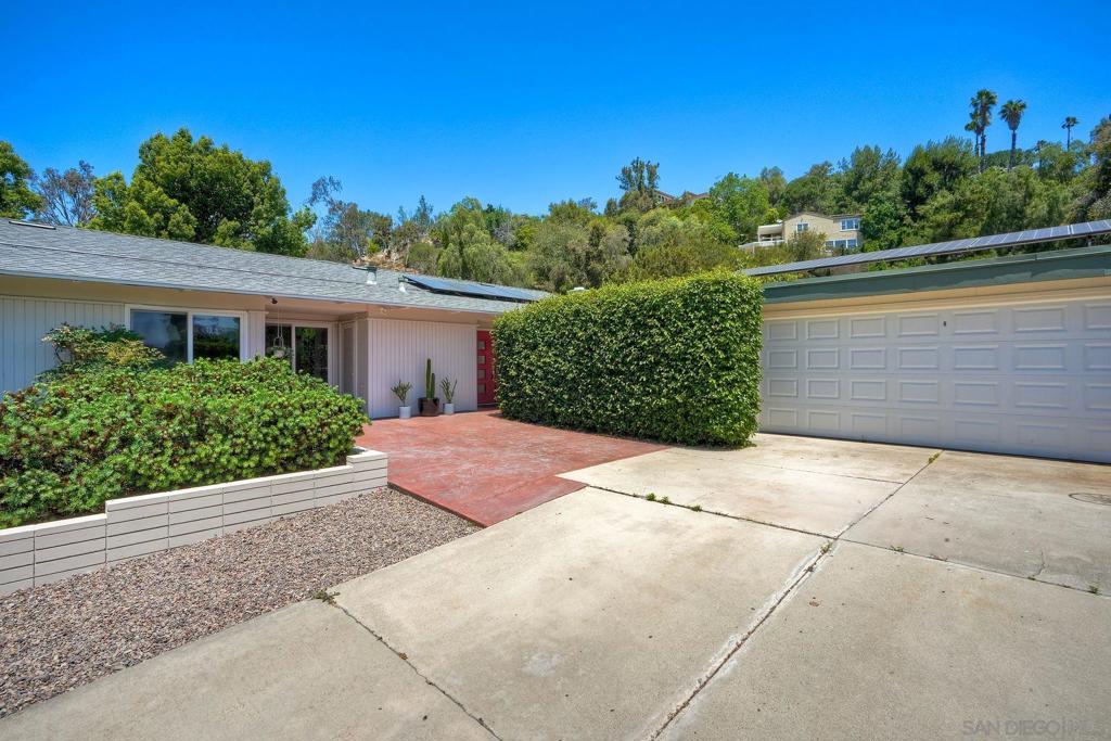 11668 Altoona Dr