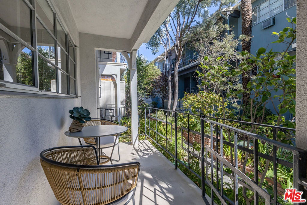 4507 Finley Avenue 1
