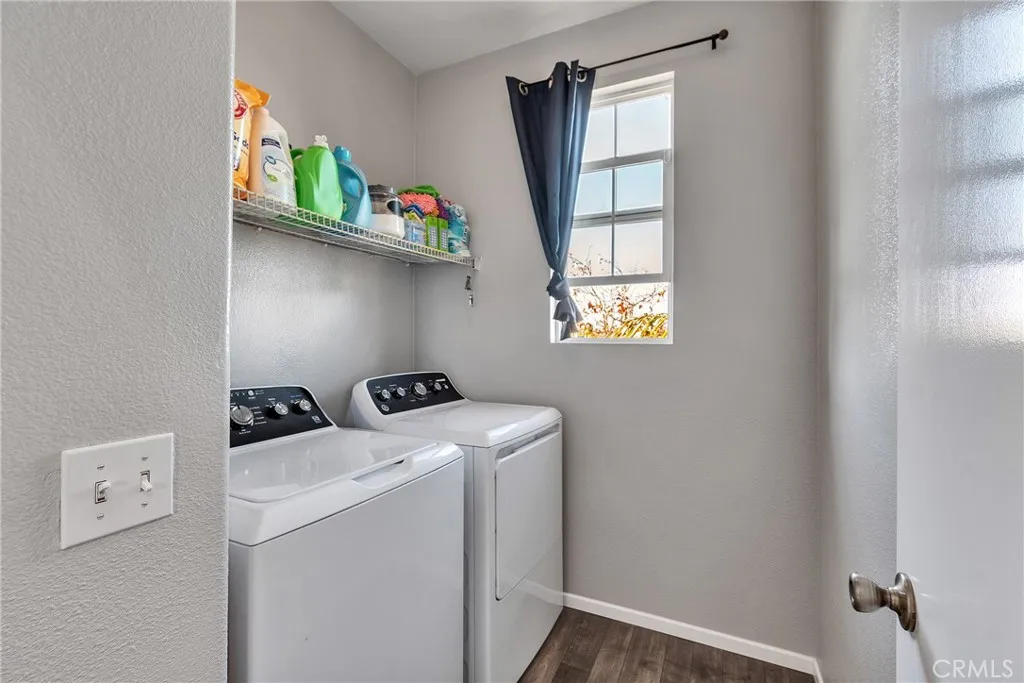 Perris, California 92571, United States, 3 Bedrooms Bedrooms, ,3 BathroomsBathrooms,Residential,Active,256552