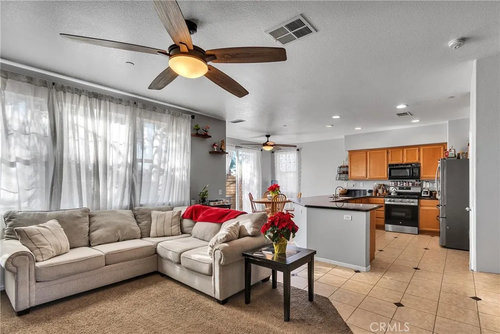 Perris, California 92571, United States, 3 Bedrooms Bedrooms, ,3 BathroomsBathrooms,Residential,Active,256552