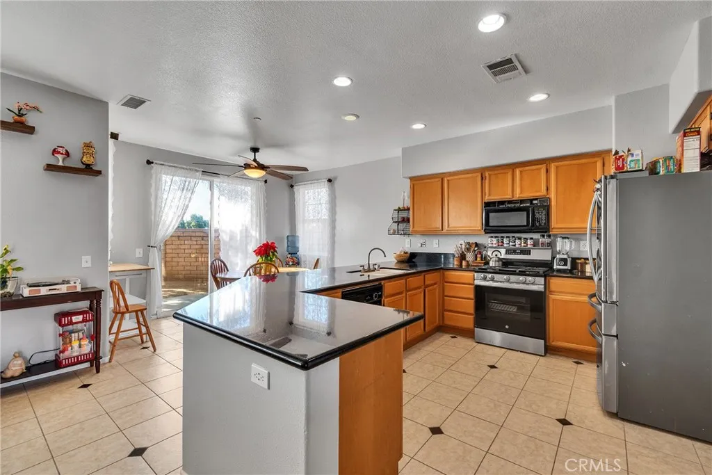 Perris, California 92571, United States, 3 Bedrooms Bedrooms, ,3 BathroomsBathrooms,Residential,Active,256552