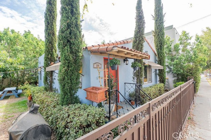 Lamanda Park Neighborhood - Duplex — 2Br/1Ba + 2Br/1Ba
Prime 91107 Investment. 

Residential income property with upside in Pasadena’s "Lamanda Park" neighborhood. This well-kept duplex (2 beds/1 bath per unit) has quick access to Old Pasadena, the Rose Bowl, walking distance to the Rose Parade, Norton Simon Museum, Huntington Library, the 210 freeway, and City of Hope. Strong tenant demand from nearby Caltech, PCC, JPL, Huntington Hospital/City of Hope and corporate corridors keeps vacancies low and rents resilient. Each unit offers natural light, updated kitchens/baths, hardwood/tile floors, and private outdoor space—ideal for long-term holds, mid-term rentals, or owner-occupant.