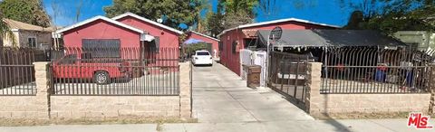 Photo of 519 E Oaks Street, Compton, CA 90221 (MLS # 25579821) Photo of 519 E Oaks Street, Compton, CA 90221 (MLS # 25579821)