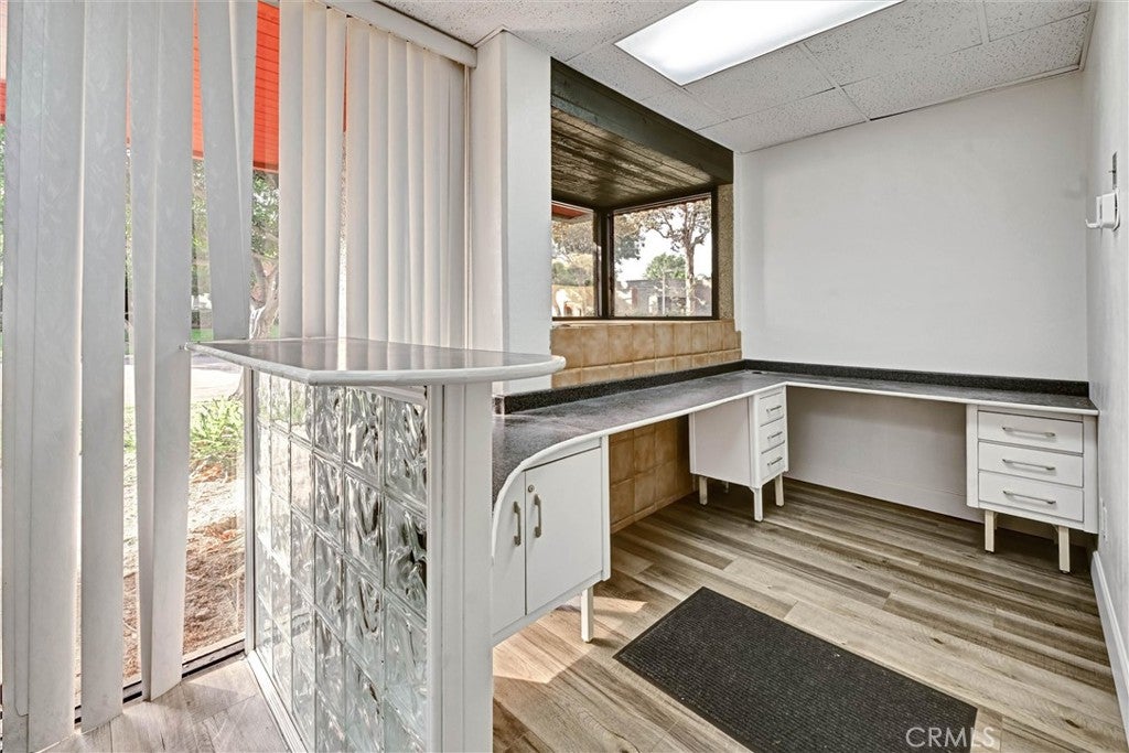 2528 Woodland Drive W
