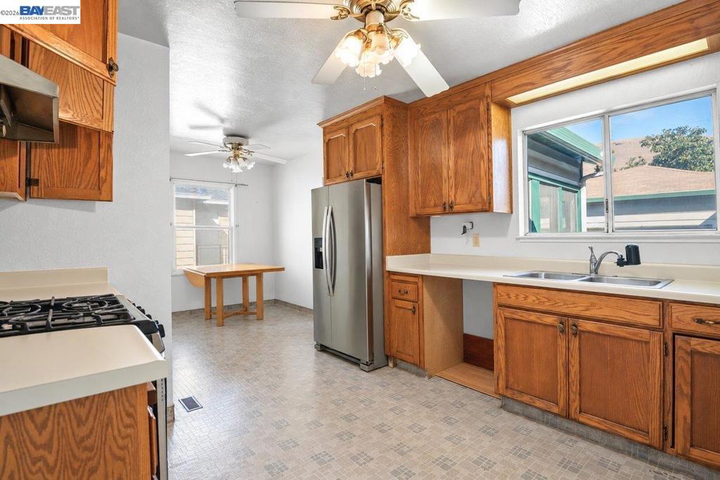 36846 Niles Blvd