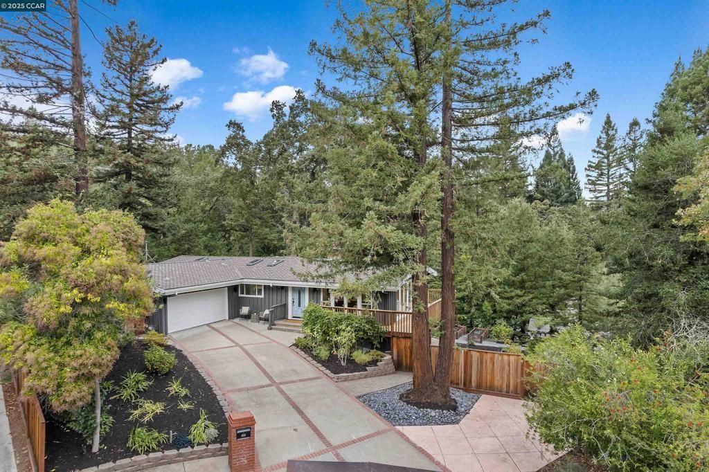 Photo of 853 Revere Rd, Lafayette, CA 94549 (MLS # 41115764)