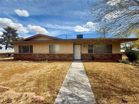 Photo of 34465 J St, Barstow, CA 92311 (MLS # HD26078956)