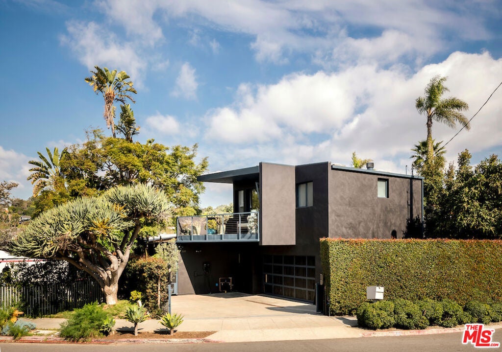 295 Mabery Road