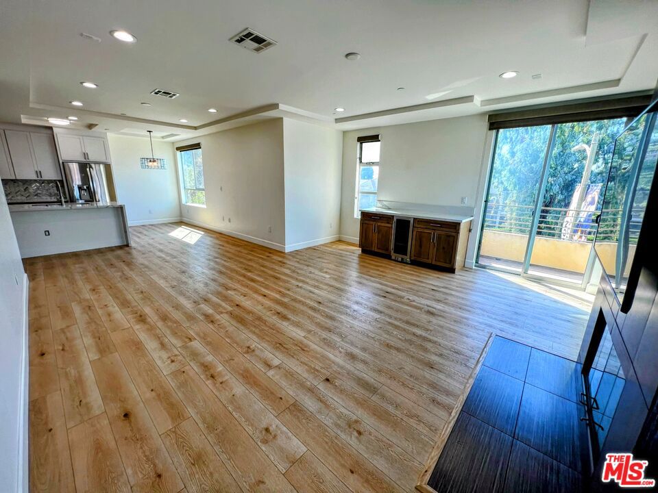 Solaris - Residential Lease