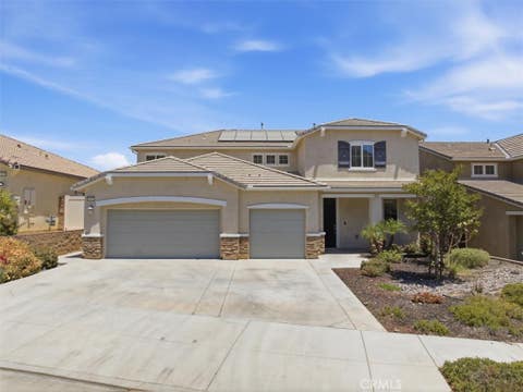 Photo of 11062 Ilama Court, Corona, CA 92883 (MLS # OC26135829)