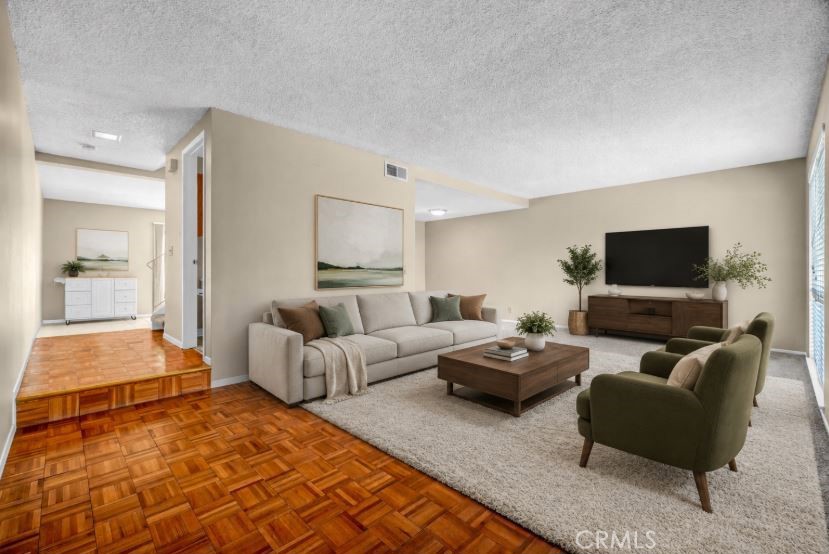 4014 Via Encinas