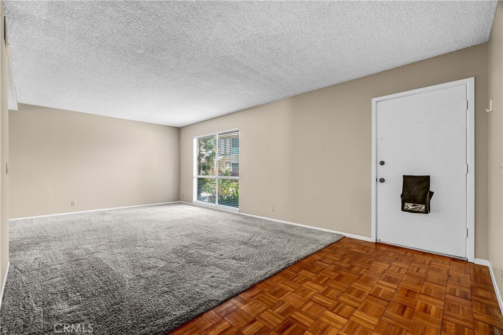 4014 Via Encinas