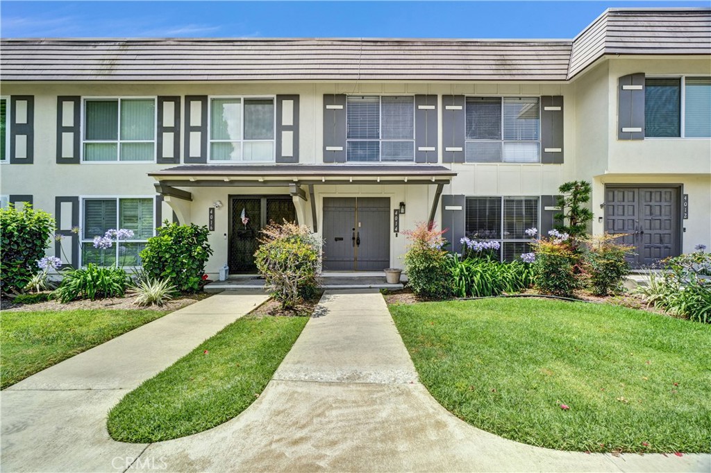 4014 Via Encinas