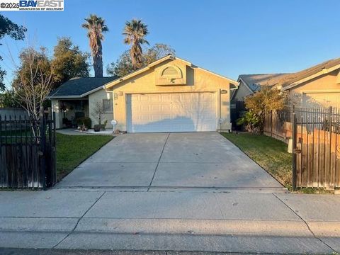 1201 Xandria Drive Sacramento CA 95838