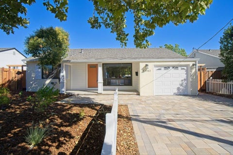 Photo of 13742 Highwood Drive, San Jose, CA 95127 (MLS # ML82054395)