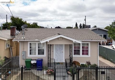 Photo of 1440 76Th Ave Ave, Oakland, CA 94621 (MLS # 41128172)