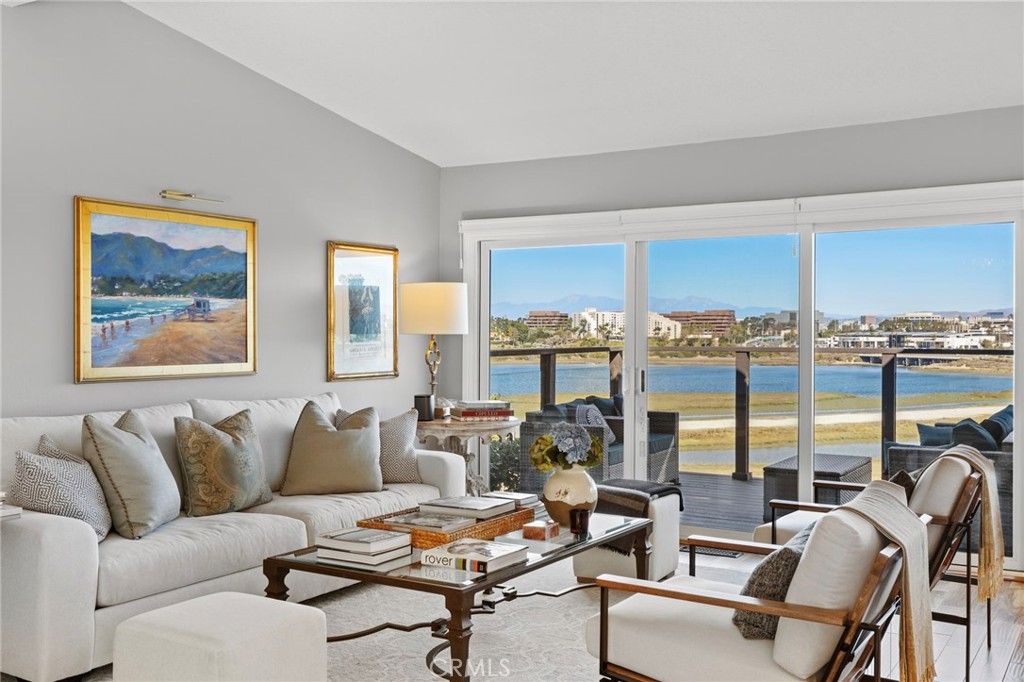 Photo of 2981 Quedada, Newport Beach, CA 92660 (MLS # NP26063008)