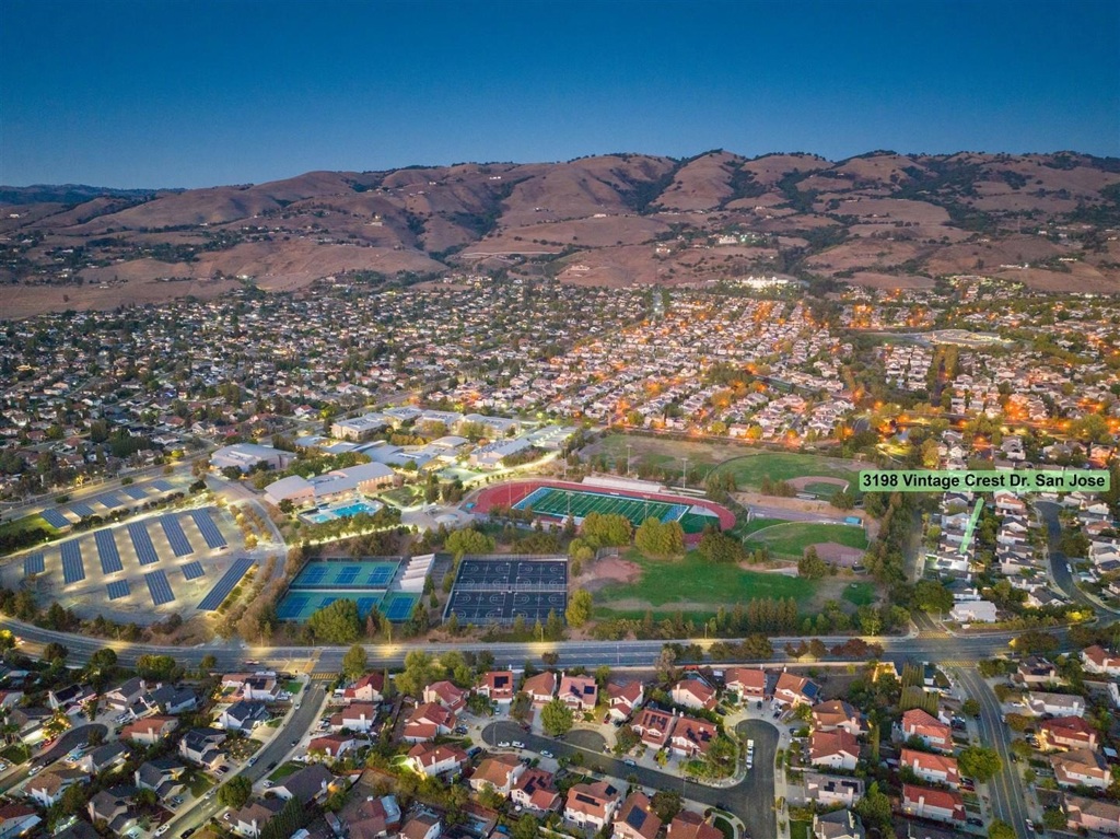 3198 Vintage Crest Dr