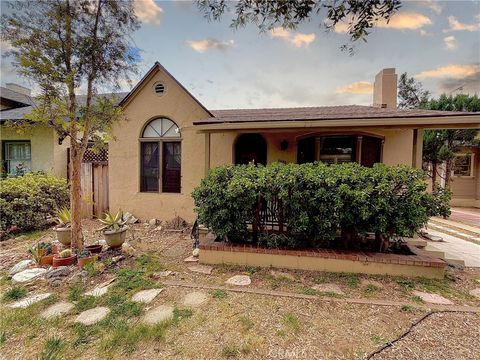 Photo of 3045 Cedar ST, Riverside, CA 92501 (MLS # OC26130810)