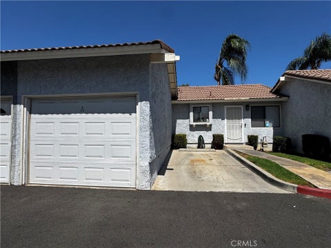 Photo of 9505 Arlington AVE #17, Riverside, CA 92503 (MLS # CV26200727)