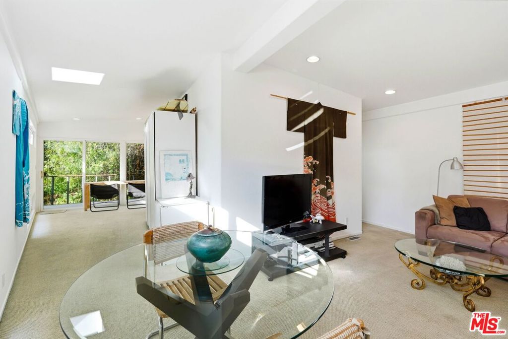 67 Paradise Cove